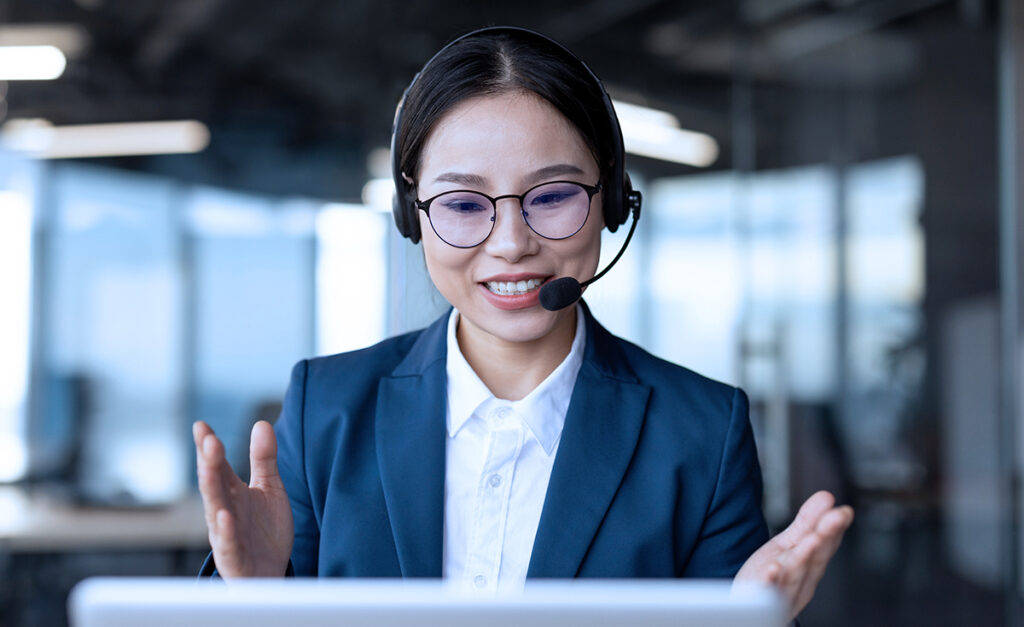 How to Scale Customer Support Quickly For Peak Season